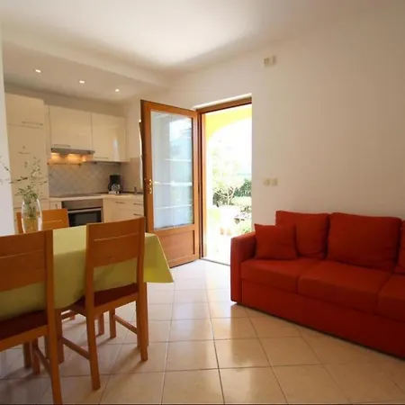 House Alenka Novigrad Close The And Center *