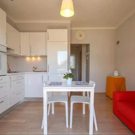 House Alenka Novigrad Close The And Center Novigrad (Istria)