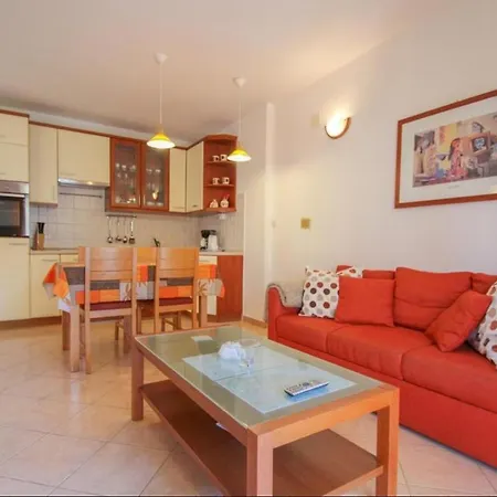 House Alenka Novigrad Close The And Center Novigrad (Istria)