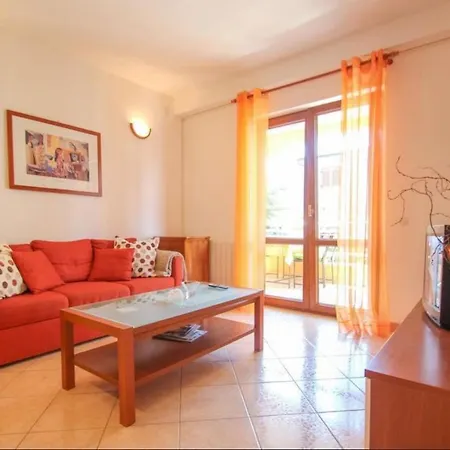 Guest house House Alenka Novigrad Close The And Center Novigrad (Istria)