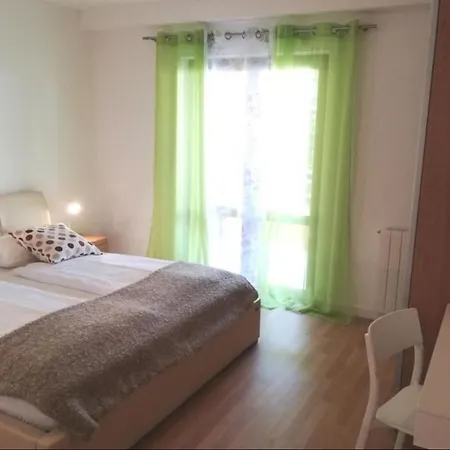 House Alenka Novigrad Close The And Center *